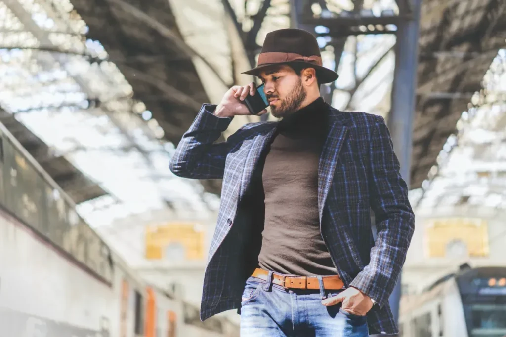 black fedora hat styling tips 7 easy ways to wear it well (1)