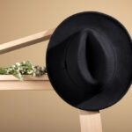 wide brim black fedora outfit