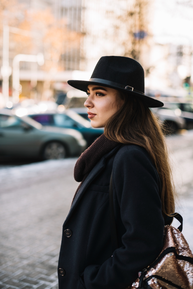 womens black fedora outfit ideas (4)
